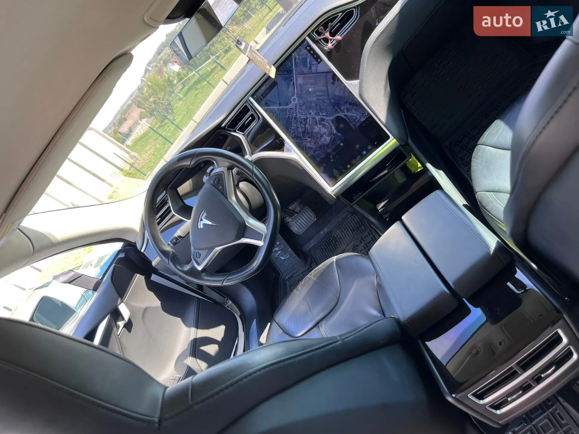 2014 Tesla Model S - мініатюра 14