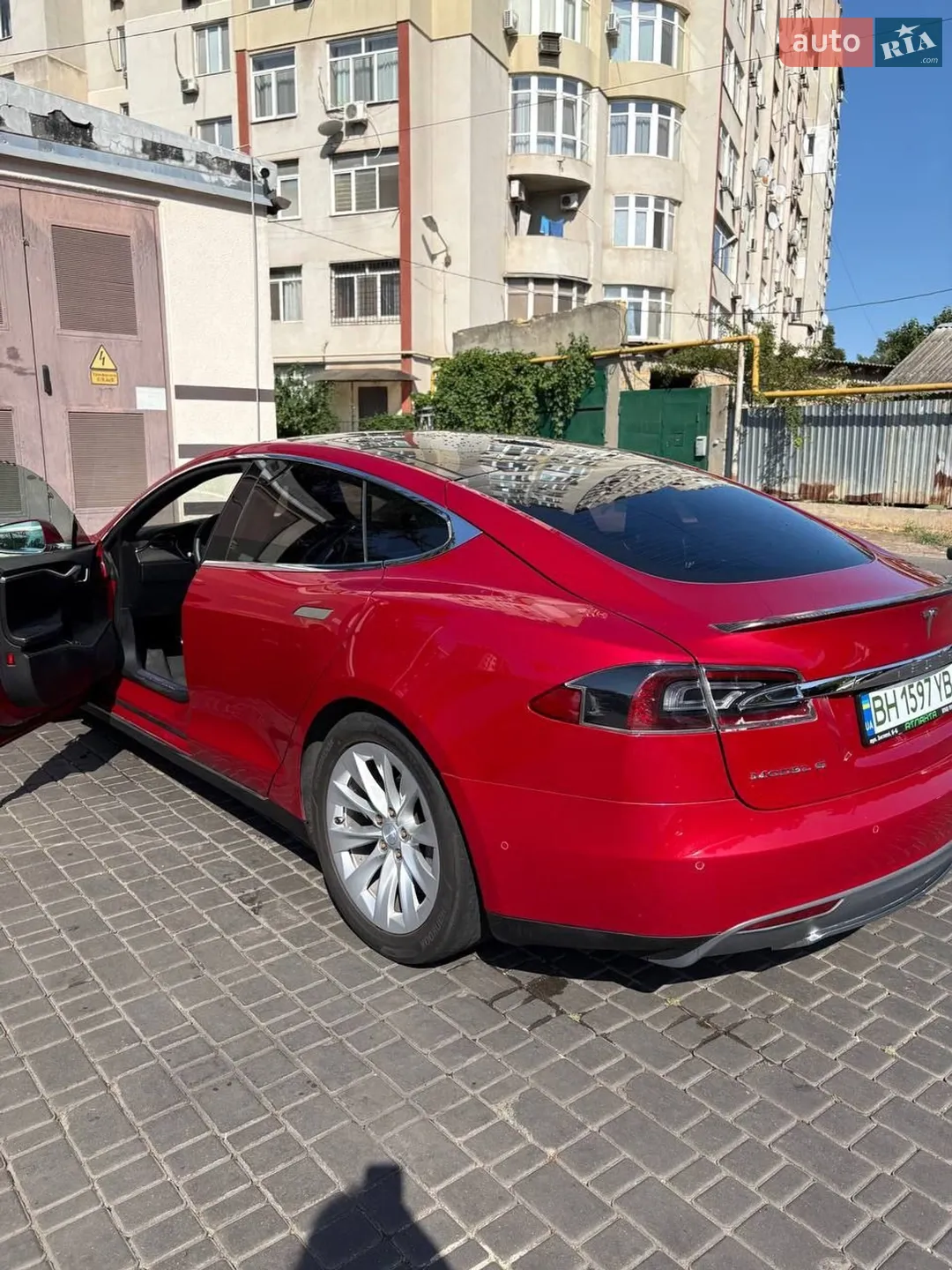 2015 Tesla Model S - мініатюра 3