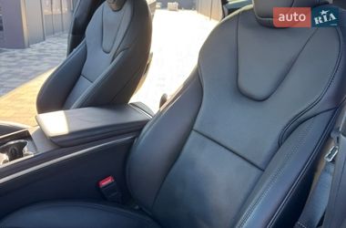 Лифтбек Tesla Model S 2023 в Киеве