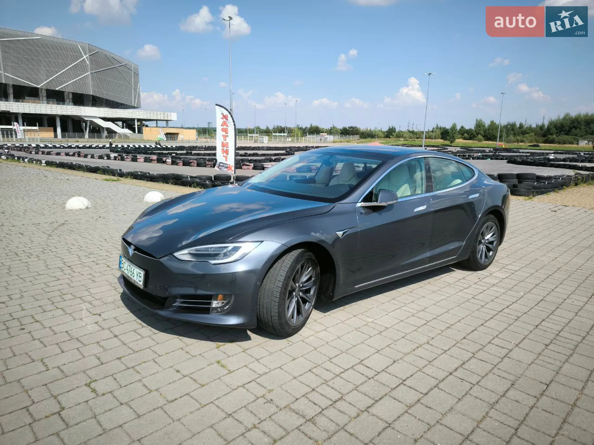2017 Tesla Model S - фото 1