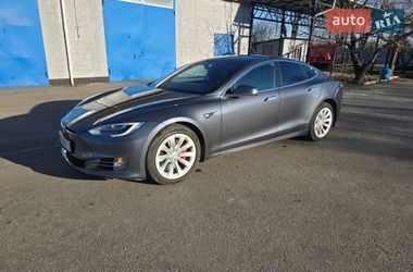 Лифтбек Tesla Model S 2018 в Кропивницком