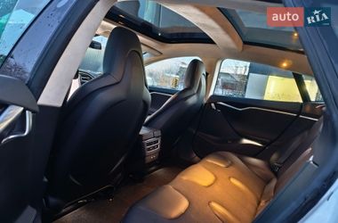 Лифтбек Tesla Model S 2016 в Белой Церкви
