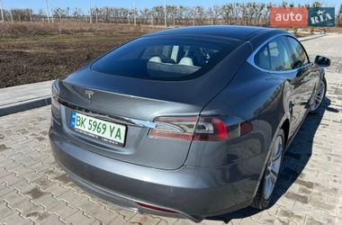 Лифтбек Tesla Model S 2013 в Ровно
