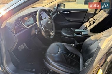 Лифтбек Tesla Model S 2013 в Львове