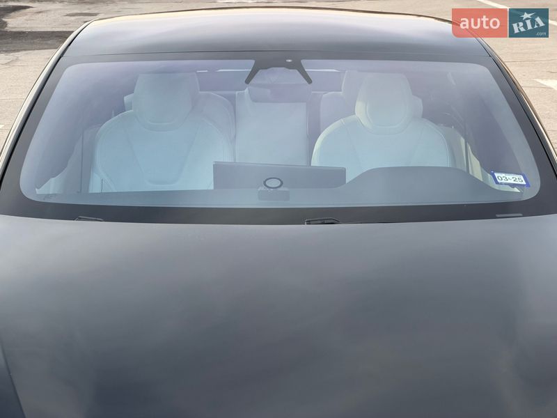 Ліфтбек Tesla Model S 2024 в Запоріжжі