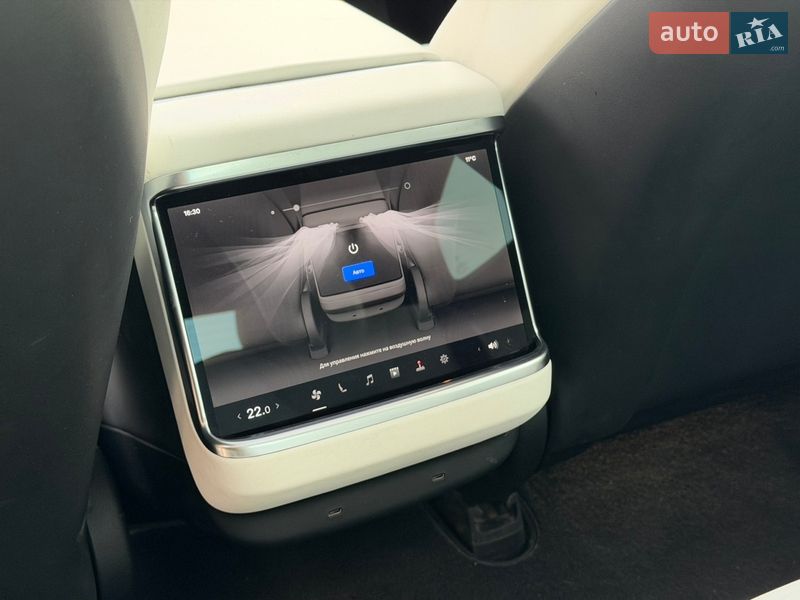 Ліфтбек Tesla Model S 2024 в Запоріжжі