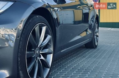 Лифтбек Tesla Model S 2020 в Одессе