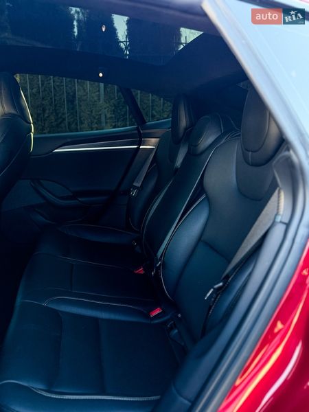 Лифтбек Tesla Model S 2024 в Одессе