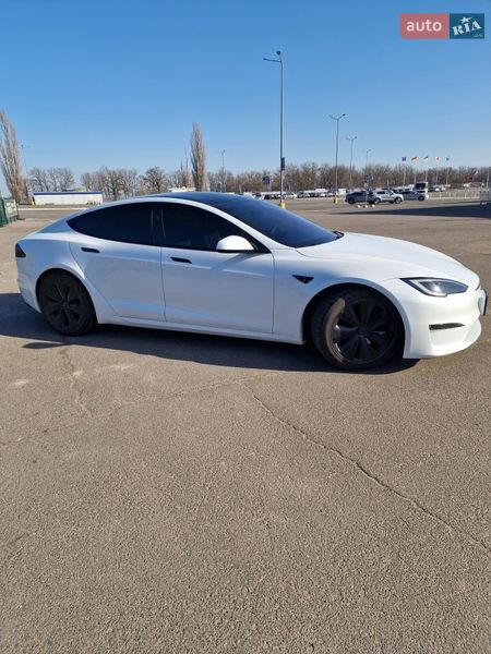 Лифтбек Tesla Model S 2023 в Одессе