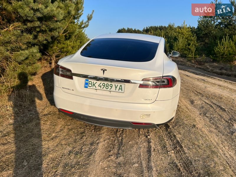 Лифтбек Tesla Model S 2015 в Луцке фото 5 Лифтбек Tesla Model S 2015 в Луцке