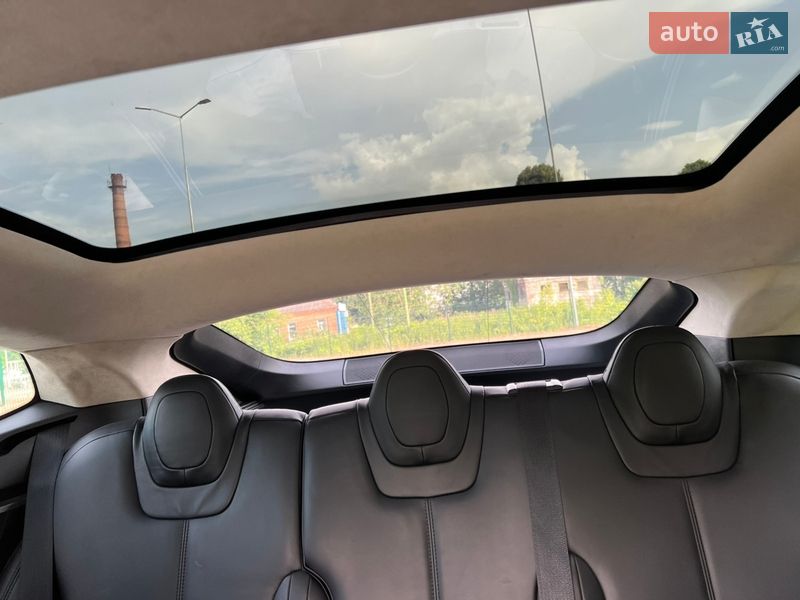 Лифтбек Tesla Model S 2014 в Житомире