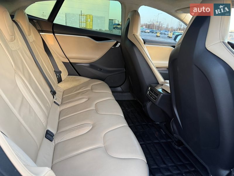 Лифтбек Tesla Model S 2013 в Борисполе фото 16 Лифтбек Tesla Model S 2013 в Борисполе