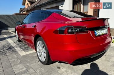 Лифтбек Tesla Model S 2019 в Львове