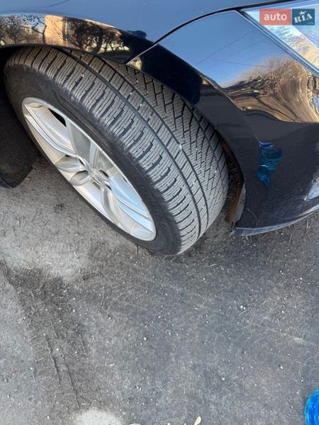 Лифтбек Tesla Model S 2014 в Киеве