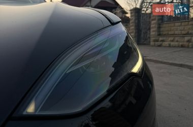 Лифтбек Tesla Model S 2022 в Тернополе
