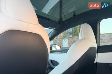 Лифтбек Tesla Model S 2022 в Тернополе