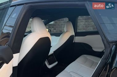 Лифтбек Tesla Model S 2022 в Тернополе