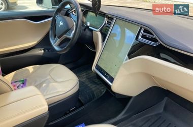Лифтбек Tesla Model S 2014 в Киеве