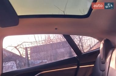 Лифтбек Tesla Model S 2014 в Умани