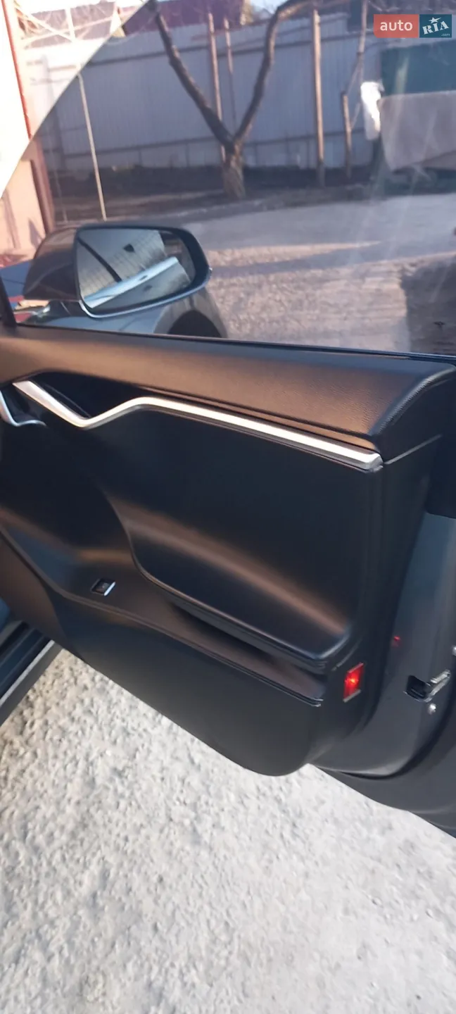 2014 Tesla Model S - мініатюра 24