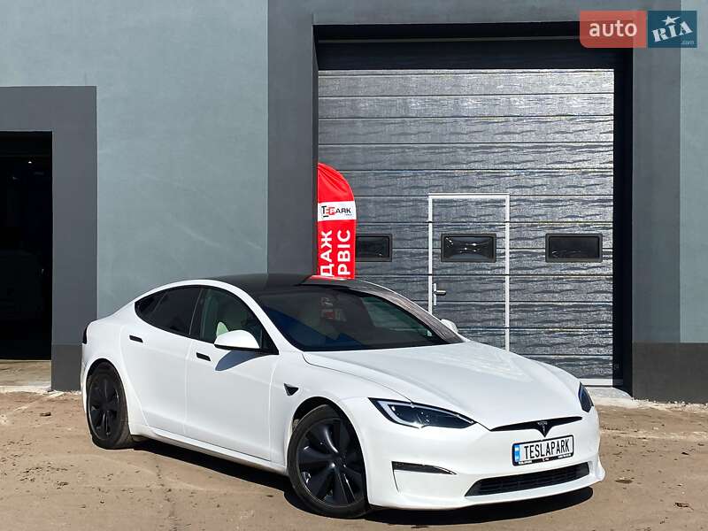 Tesla Model S 2022