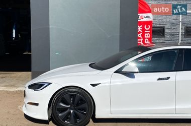 Лифтбек Tesla Model S 2022 в Киеве