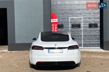 Лифтбек Tesla Model S 2022 в Киеве