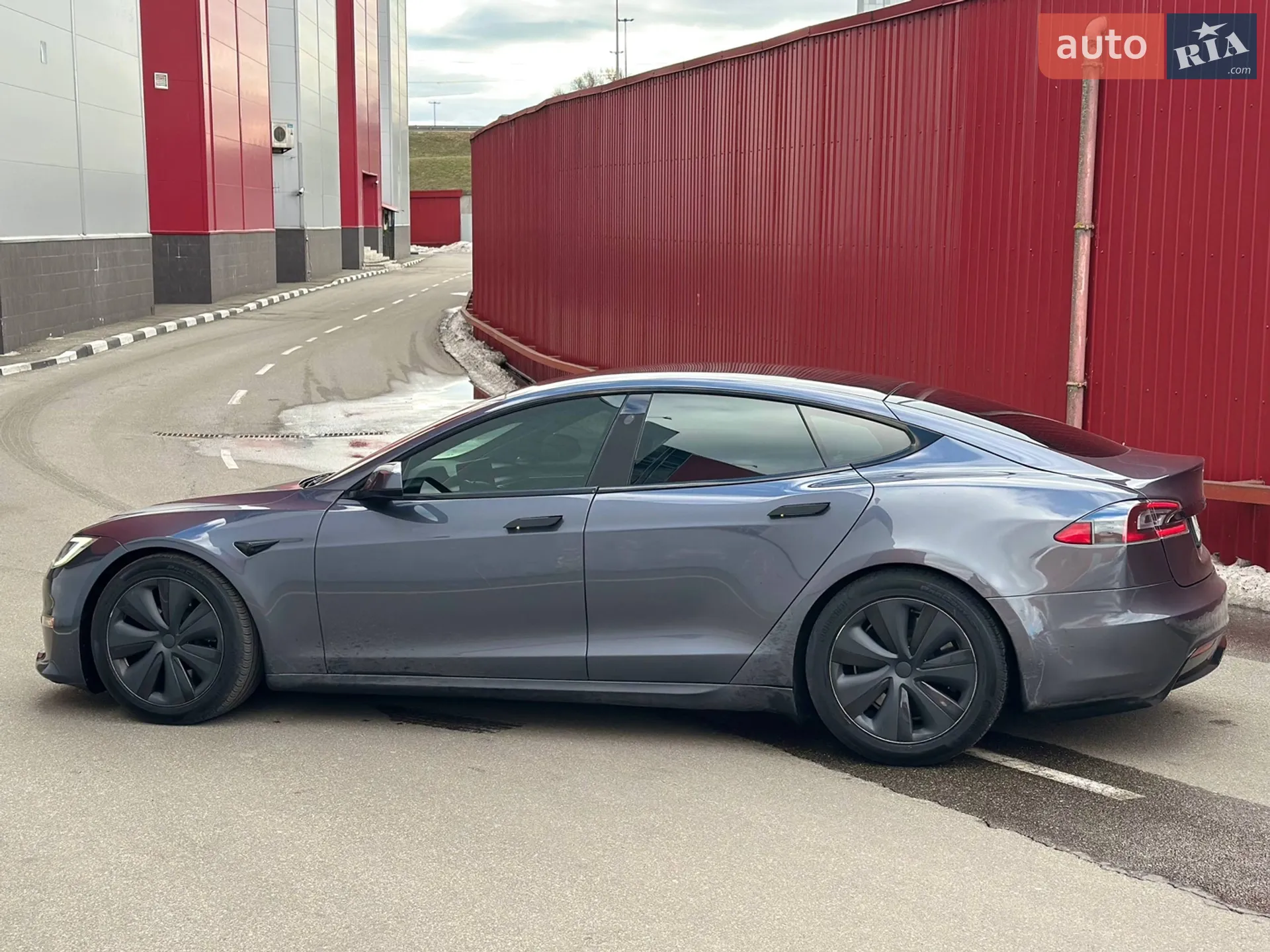 2022 Tesla Model S - мініатюра 10