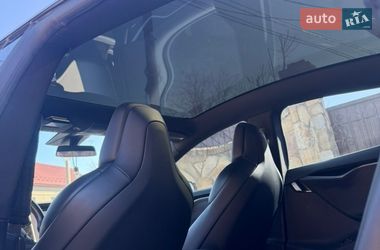 Лифтбек Tesla Model S 2018 в Тернополе