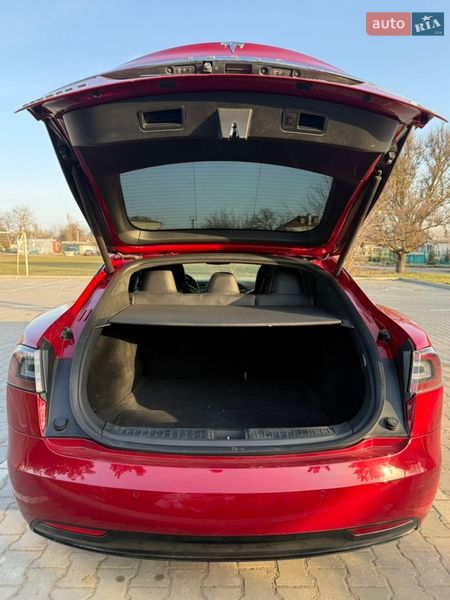 Ліфтбек Tesla Model S 2016 в Одесі фото 4 Ліфтбек Tesla Model S 2016 в Одесі