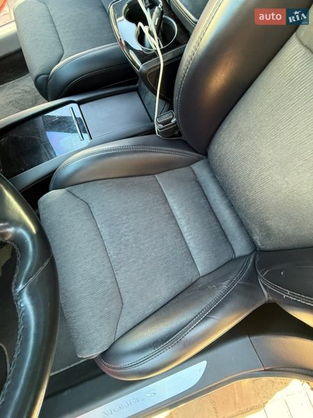 Ліфтбек Tesla Model S 2018 в Києві фото 19 Ліфтбек Tesla Model S 2018 в Києві