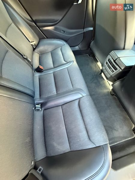 Ліфтбек Tesla Model S 2018 в Києві фото 22 Ліфтбек Tesla Model S 2018 в Києві