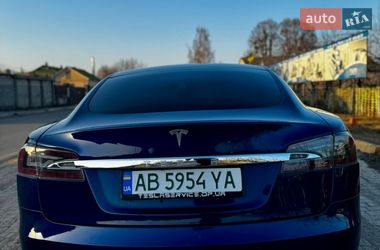 Лифтбек Tesla Model S 2016 в Виннице