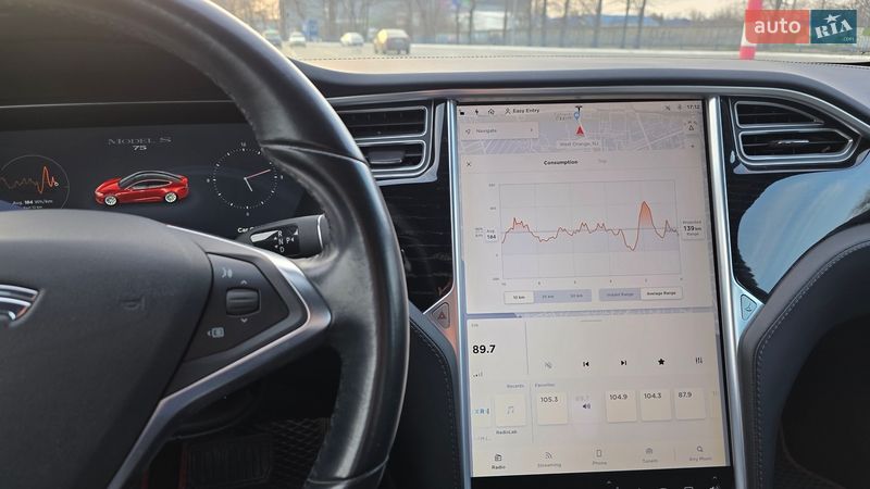 Ліфтбек Tesla Model S 2017 в Одесі