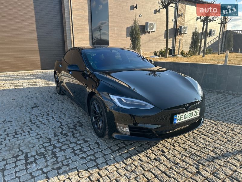 2018 Tesla Model-S, VIN 5YJSA1E20JF280947:plate — фото 1 (autoria)