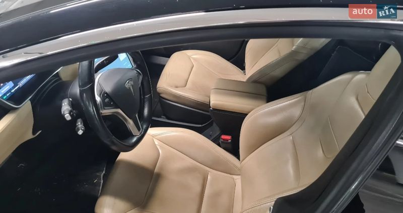 Лифтбек Tesla Model S 2015 в Ровно фото 7 Лифтбек Tesla Model S 2015 в Ровно