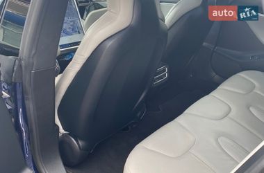 Ліфтбек Tesla Model S 2015 в Хмельницькому