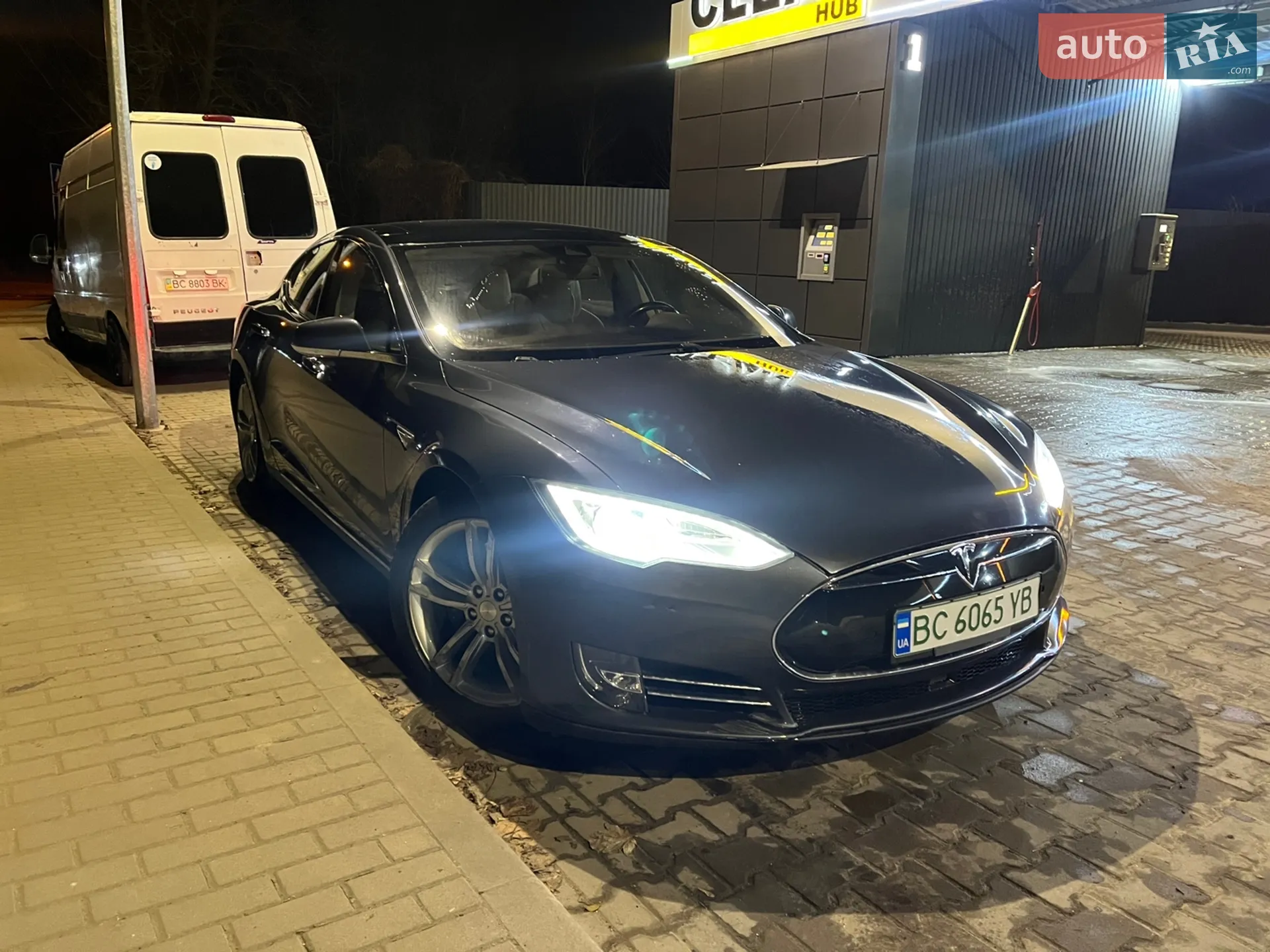 2015 Tesla Model S - мініатюра 16