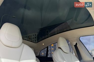 Ліфтбек Tesla Model S 2018 в Харкові