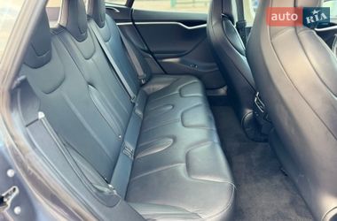 Лифтбек Tesla Model S 2017 в Киеве
