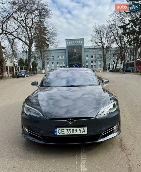 Лифтбек Tesla Model S 2018 в Черновцах фото Лифтбек Tesla Model S 2018 в Черновцах