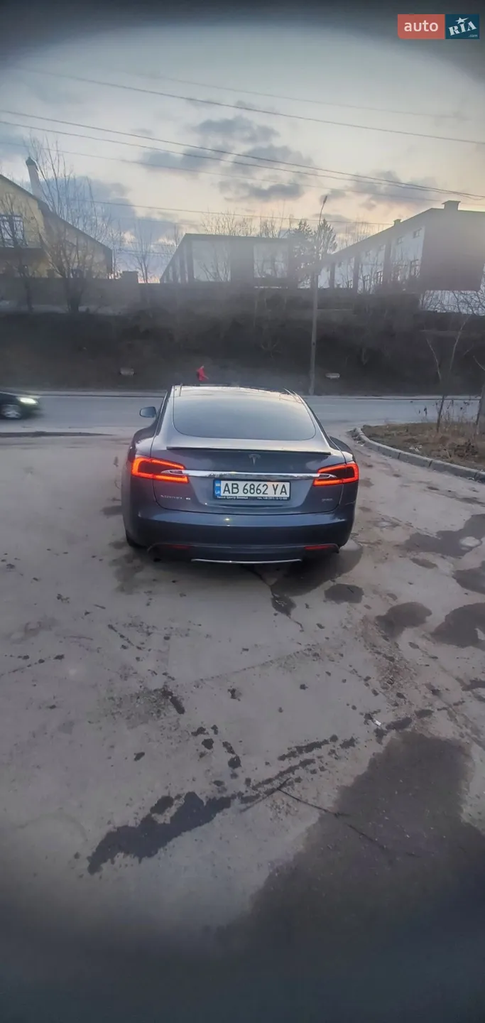 2014 Tesla Model S - мініатюра 14