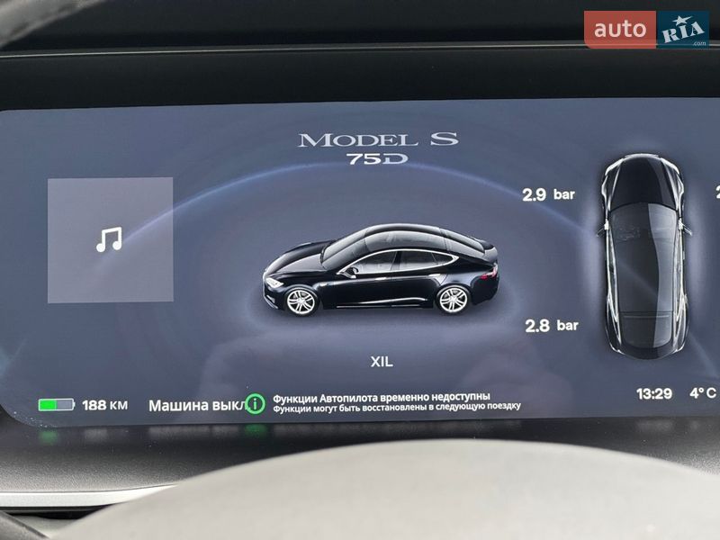 Лифтбек Tesla Model S 2017 в Киеве фото 19 Лифтбек Tesla Model S 2017 в Киеве