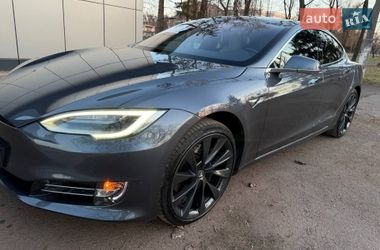 Лифтбек Tesla Model S 2020 в Кривом Роге