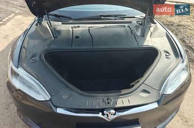 Лифтбек Tesla Model S 2020 в Кривом Роге