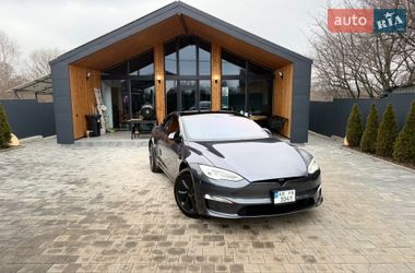 Лифтбек Tesla Model S 2021 в Виннице