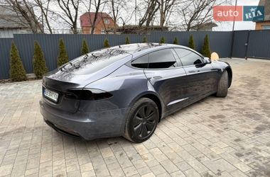 Лифтбек Tesla Model S 2021 в Виннице