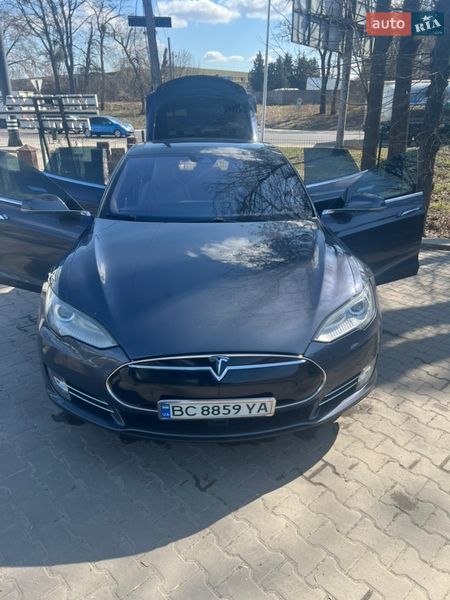 Tesla Model S 2015 Tesla Model S 2015