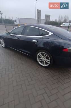 Лифтбек Tesla Model S 2013 в Житомире