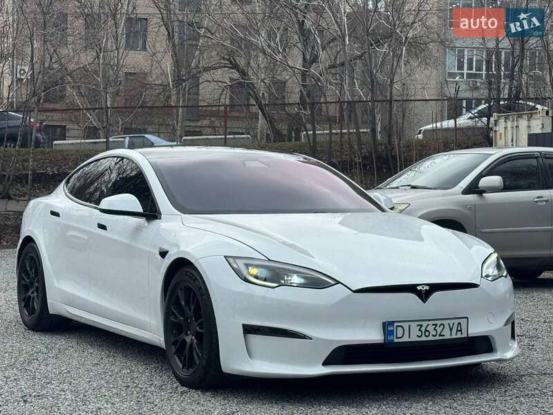 Ліфтбек Tesla Model S 2021 в Дніпрі